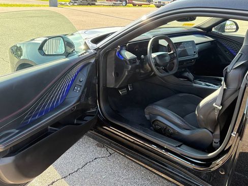 Used 2024 Dodge Charger Daytona Scat Pack w/ Plus Group AWD/4WD image 8