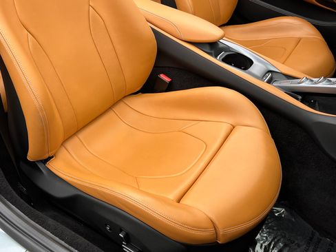 Used 2019 Ferrari Portofino RWD image 41