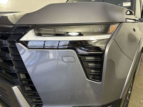 Used 2025 Lexus GX 550 image 28