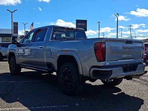 New 2026 GMC Sierra 2500 Denali Ultimate image 3