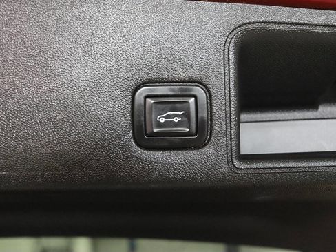 Used 2019 GMC Terrain SLT w/ Preferred Package image 26