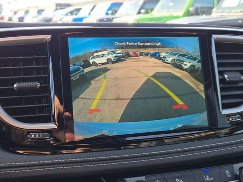 New 2026 Chrysler Pacifica Select image 23