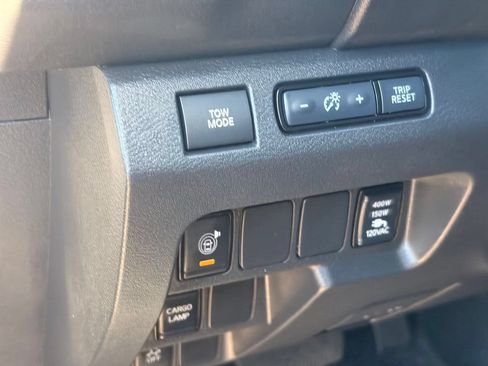 Certified 2025 Nissan Frontier SV w/ SV Convenience Package RWD image 22
