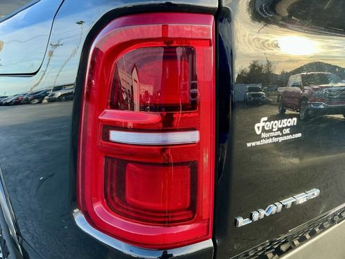 Used 2025 RAM 1500 Limited w/ Trailer Tow Group image 14