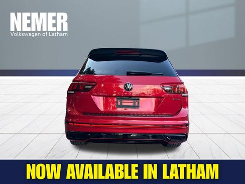 Certified 2024 Volkswagen Tiguan SE R-Line AWD/4WD image 3