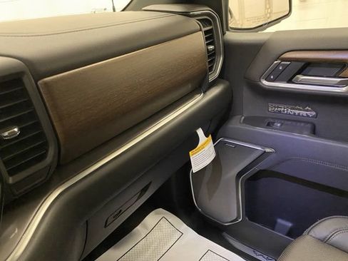 New 2025 Chevrolet Silverado 1500 High Country w/ Midnight Edition image 19