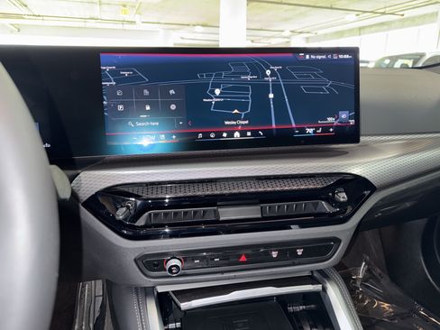 Used 2026 BMW M440i Convertible RWD image 25