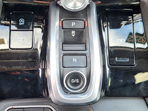 Certified 2022 Acura MDX SH-AWD image 12