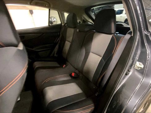 Used 2020 Subaru Crosstrek 2.0i Premium image 21