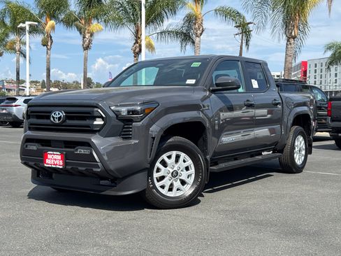 New 2026 Toyota Tacoma SR5 AWD/4WD image 2