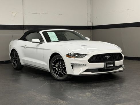 Used 2020 Ford Mustang Premium RWD image 2