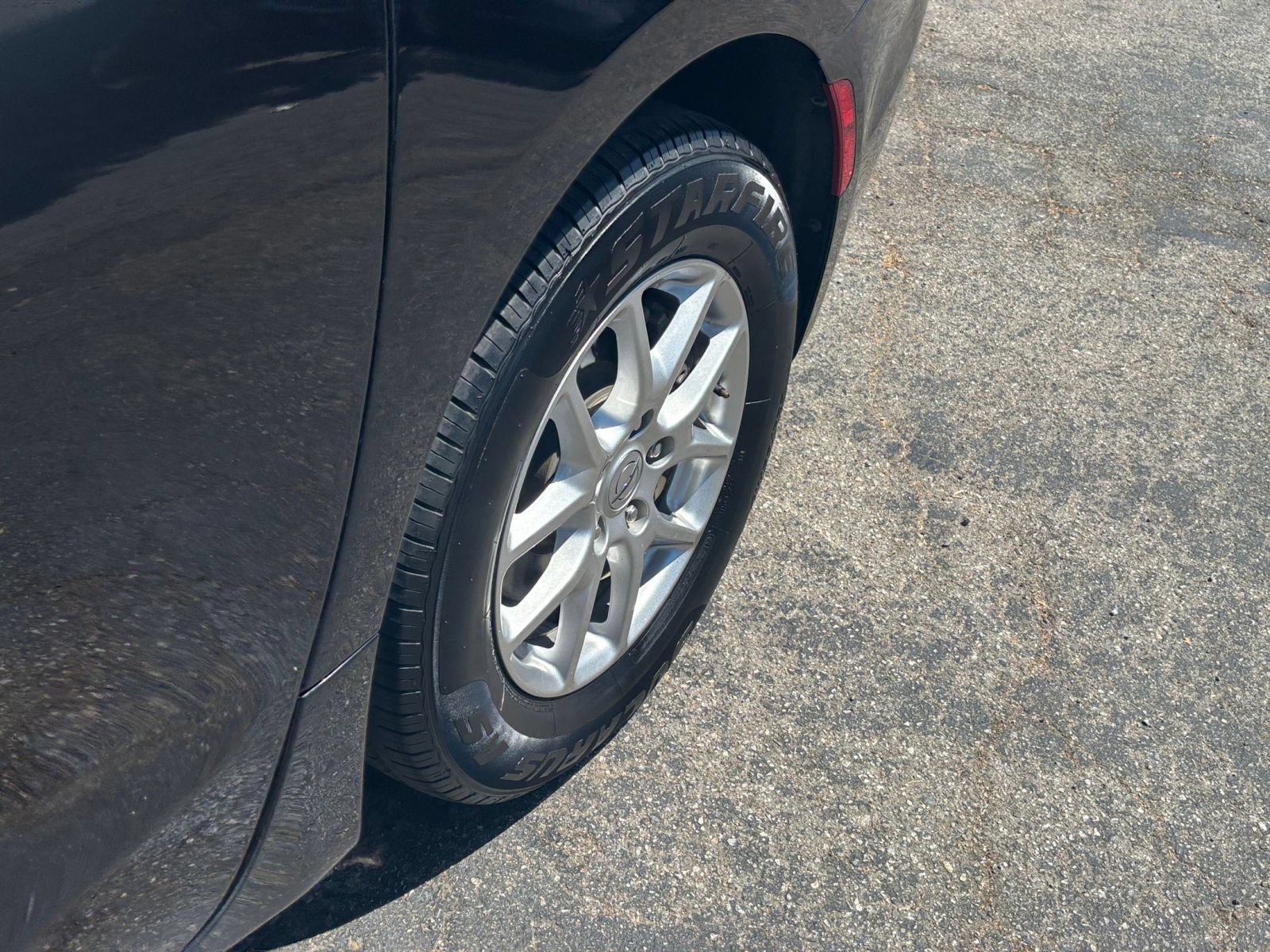Used 2024 Chrysler Pacifica Touring-L FWD image 32