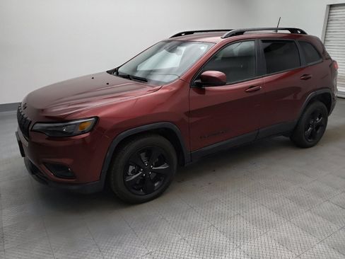 Used 2021 Jeep Cherokee Latitude Plus FWD image 2