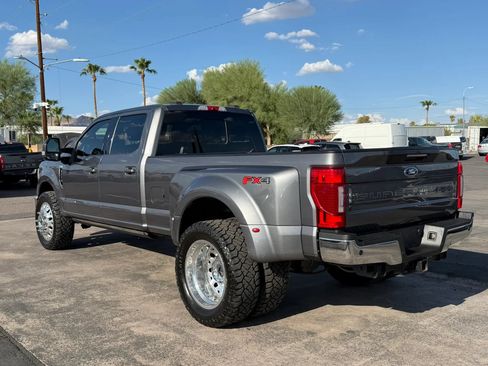 Used 2022 Ford F350 Lariat w/ Lariat Ultimate Package AWD/4WD image 6