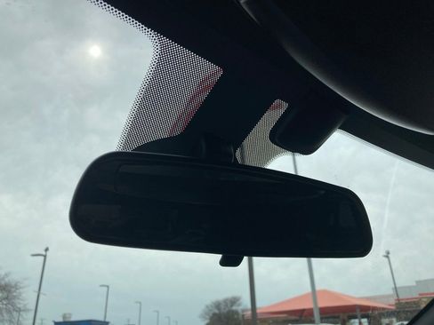 Used 2021 Jeep Grand Cherokee Laredo image 27