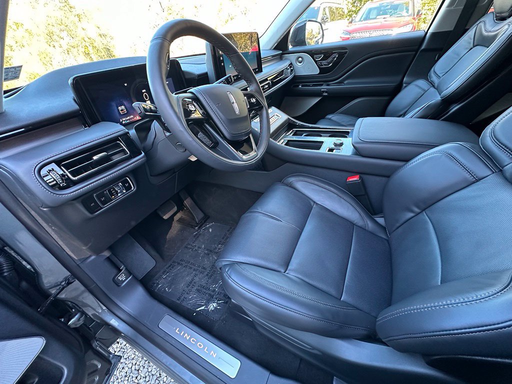 New 2027 Lincoln Aviator Reserve AWD/4WD image 17