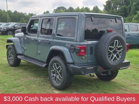 New 2026 Jeep Wrangler Unlimited Sahara AWD/4WD image 5