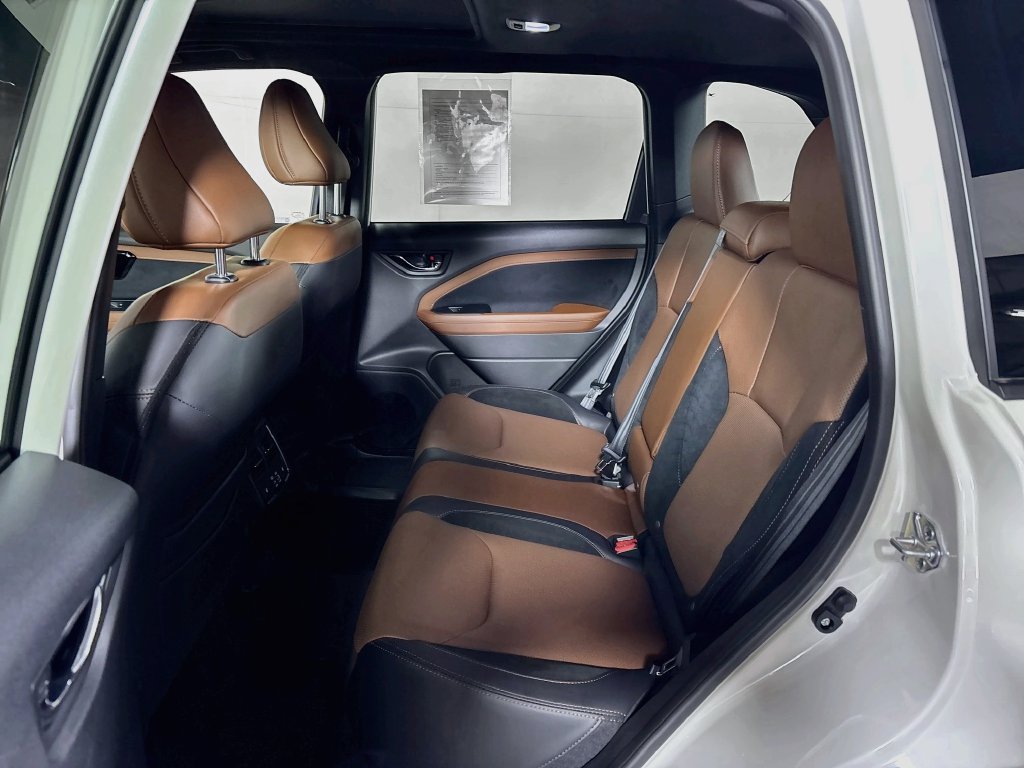 Certified 2025 Subaru Forester Touring AWD/4WD image 22