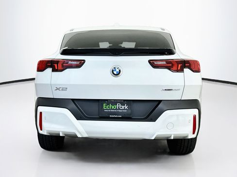 Used 2026 BMW X2 xDrive28i AWD/4WD image 7