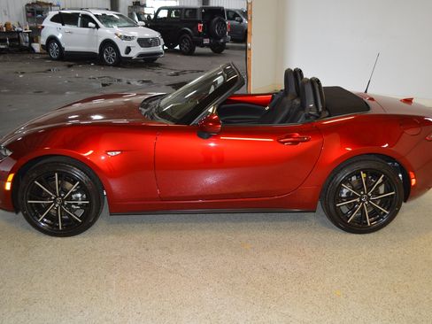New 2026 MAZDA MX-5 Miata Grand Touring w/ Weather Package image 6