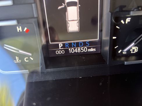 Used 2019 Toyota Tundra SR5 w/ TRD Off Road Package image 22