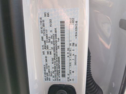 New 2025 Ford F150 Lariat w/ Equipment Group 501A Mid image 28