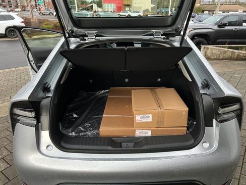 New 2026 Toyota Prius Plug-In Hybrid image 25