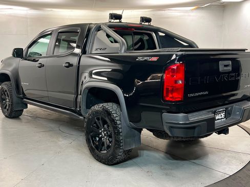 Used 2021 Chevrolet Colorado ZR2 w/ ZR2 Midnight Special Edition AWD/4WD image 3