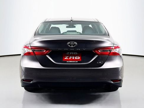 Used 2019 Toyota Camry LE FWD image 4