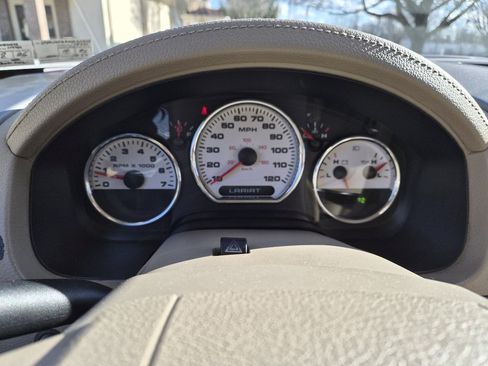 Used 2004 Ford F150 Lariat image 19