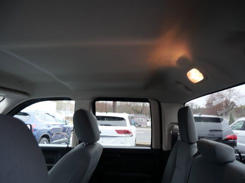 Used 2017 RAM 1500 Express image 21