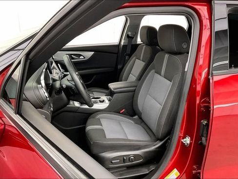 Certified 2024 Chevrolet Blazer LT w/ Convenience Package AWD/4WD image 8