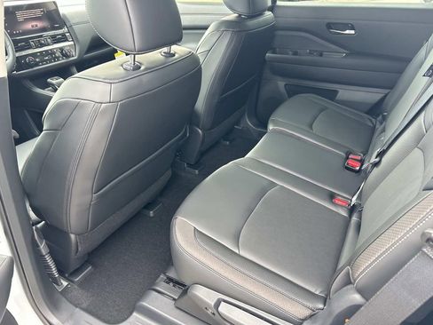 New 2026 Nissan Pathfinder SL w/ Cargo Package AWD/4WD image 18