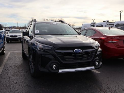 Used 2023 Subaru Outback Limited image 9