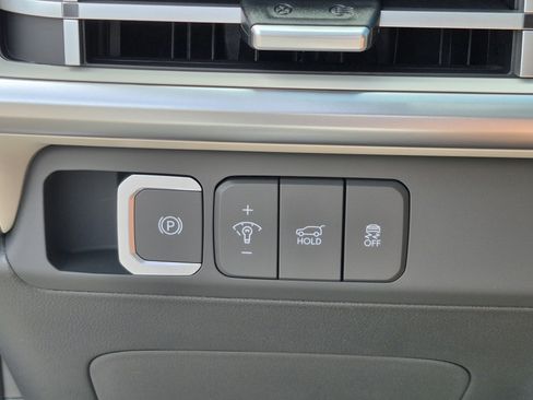 New 2026 Hyundai Santa Fe SE FWD image 31