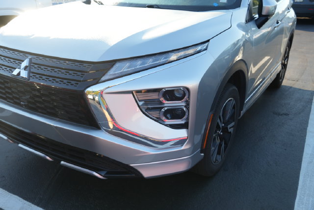 Used 2024 Mitsubishi Eclipse Cross SEL AWD/4WD image 7