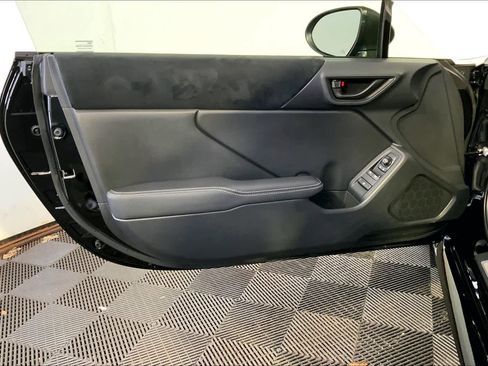 Used 2024 Toyota GR86 Premium image 22