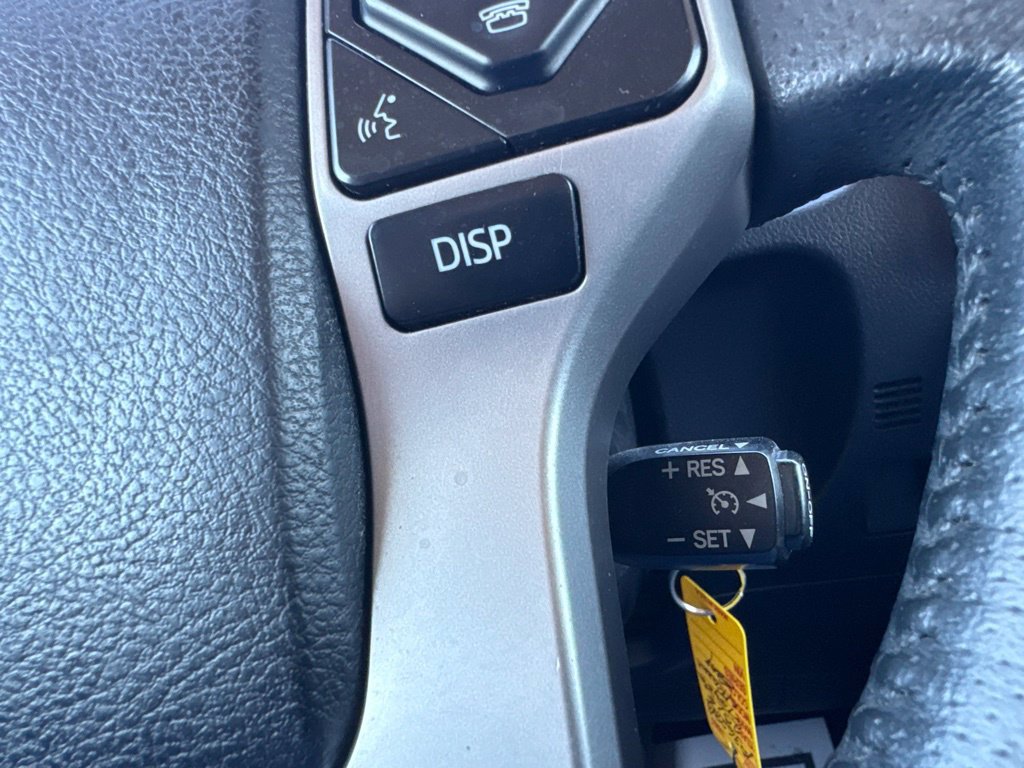 Used 2016 Toyota 4Runner SR5 AWD/4WD image 28
