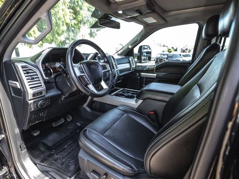 Used 2017 Ford F350 Lariat w/ Lariat Ultimate Package AWD/4WD image 20