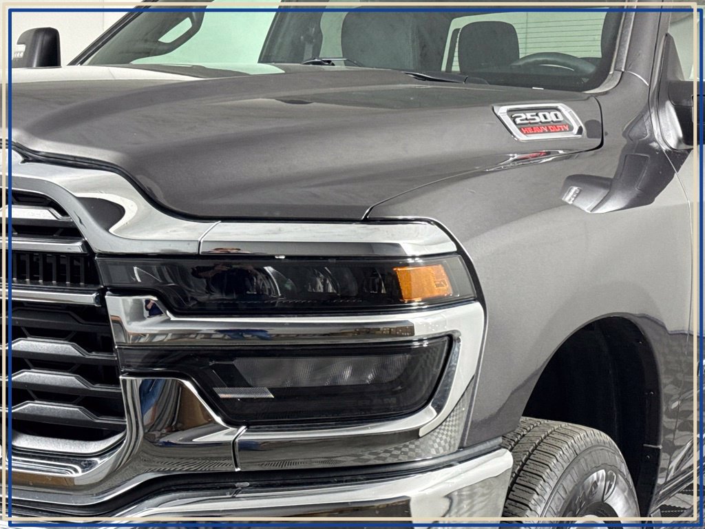 Used 2026 RAM 2500 Big Horn AWD/4WD image 2