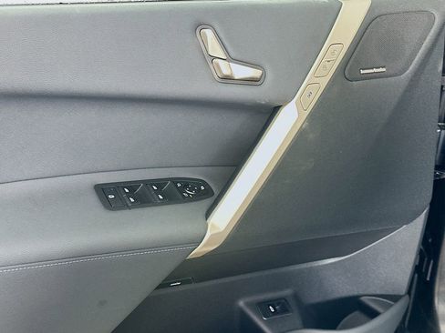 Used 2026 BMW iX xDrive60 image 20