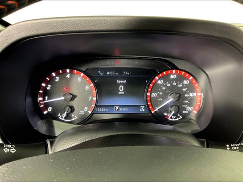 Certified 2025 Nissan Frontier PRO-4X w/ Pro Convenience Package AWD/4WD image 14