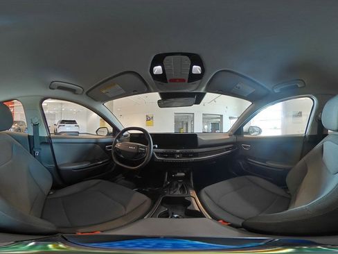 Used 2025 Kia K4 LXS image 41