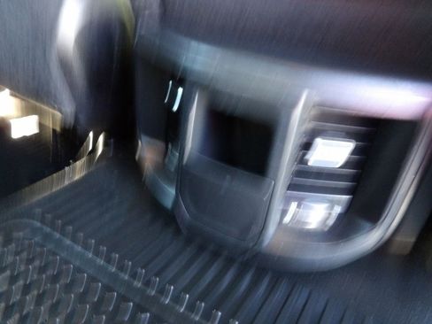 Used 2019 RAM 3500 Tradesman w/ Chrome Appearance Group image 37