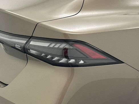 New 2026 Nissan Sentra SV w/ Floor Mat Package FWD image 22