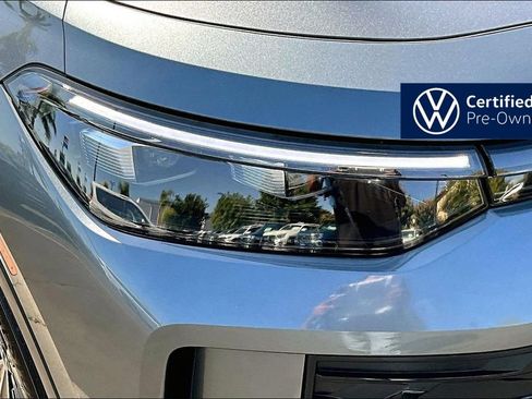 Used 2025 Volkswagen Tiguan S FWD image 30