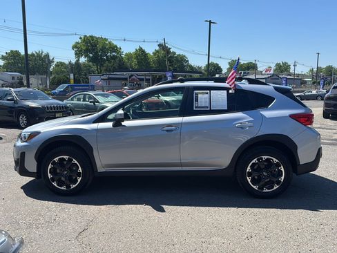 Used 2021 Subaru Crosstrek 2.0i Premium w/ Moonroof Package AWD/4WD image 8