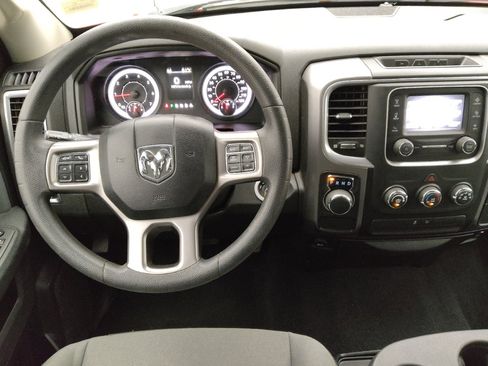 Used 2022 RAM 1500 Classic SLT RWD image 22