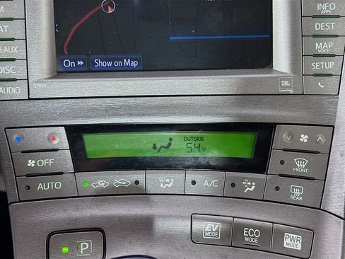 Used 2014 Toyota Prius Four image 23