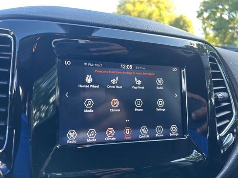 Certified 2020 Jeep Compass Latitude image 12